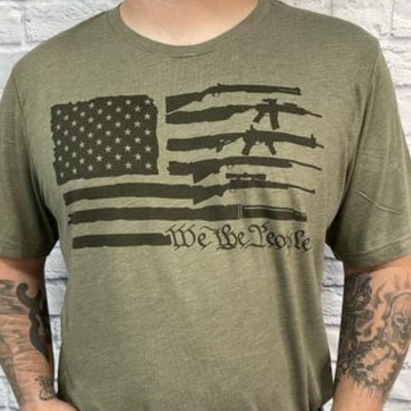 WE THE PEOPLE Handmade Graphic Tee - Picture 4 of 4